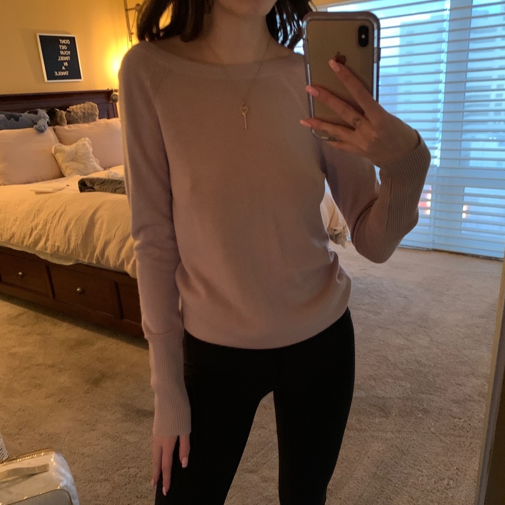 Baby pink lululemon open back